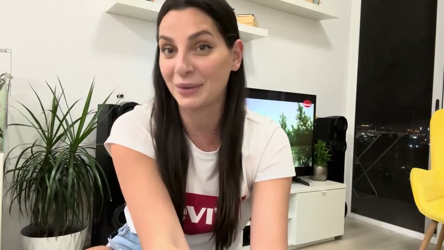 Tamara, client video testimonial, Train With Us Dubai